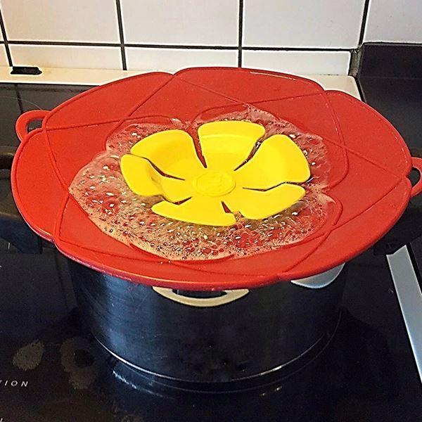 Tapa vaporera y antiderrames