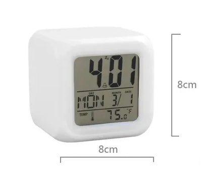 Reloj digital multicolor y despertador